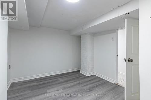 22 Myrtle Avenue, Hamilton, ON - Indoor Photo Showing Other Room