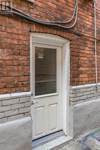 22 Myrtle Avenue, Hamilton, ON - Outdoor With Exterior