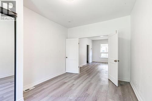 22 Myrtle Avenue, Hamilton, ON - Indoor Photo Showing Other Room