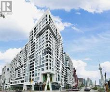 409W - 27 BATHURST STREET W  Toronto, ON M5V 0R1