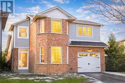 24 SAINT TROPEZ COURT  Brampton, ON L6Y 4P9