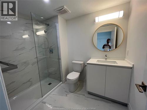 3290 Stella Crescent Unit# 301, Windsor, ON - Indoor Photo Showing Bathroom