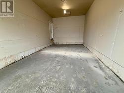 Garage - 
