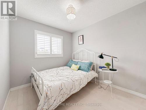 Bright bedroom with large window - 3746 Windhaven Drive, Mississauga, ON - Indoor Photo Showing Bedroom
