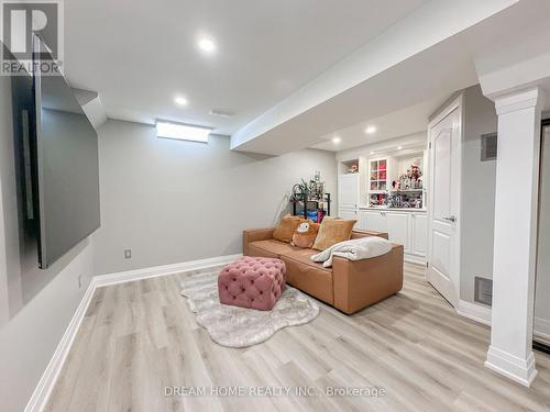 Cozy basement family room - 3746 Windhaven Drive, Mississauga, ON - Indoor