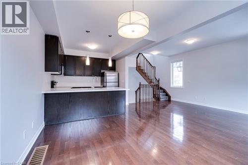 2367 Peppiatt Common, Burlington, ON - Indoor Photo Showing Kitchen