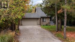 381 COX MILL ROAD Barrie, ON L4N 7S8