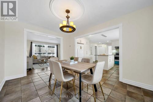 46 Chicopee Terrace, Kitchener, ON - Indoor Photo Showing Dining Room