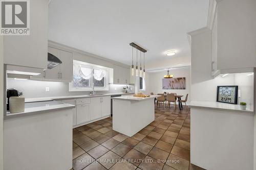46 Chicopee Terrace, Kitchener, ON - Indoor Photo Showing Kitchen