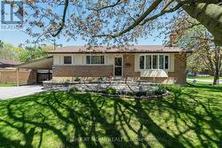 MAIN FLOOR - 5 PARKWAY CRESCENT  Clarington (Bowmanville), ON L1C 1B8