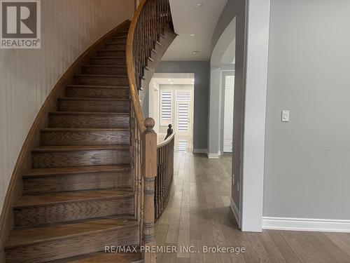 Upper - 185 Faust Ridge, Vaughan, ON - Indoor Photo Showing Other Room