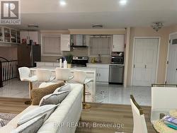 671 ADELAIDE AVENUE E  Oshawa, ON L1G 2A7