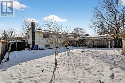 18 Fairway Drive, Hamilton, ON - Outdoor