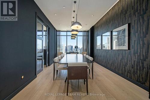 714 - 255 Bay Street, Ottawa, ON - Indoor