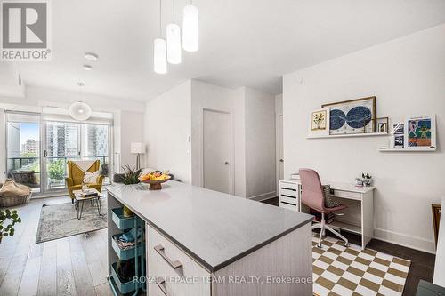 714 - 255 Bay Street, Ottawa, ON - Indoor