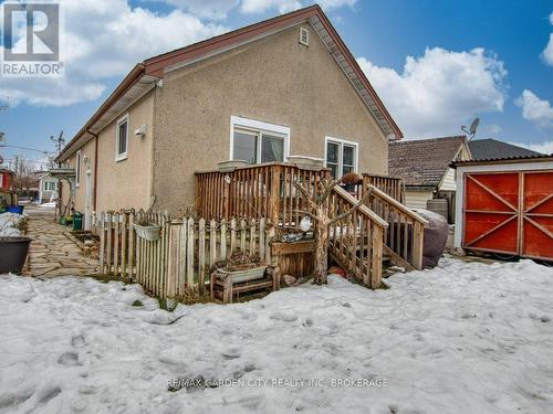 28 Charles Avenue, St. Catharines (Facer), ON - Outdoor With Exterior