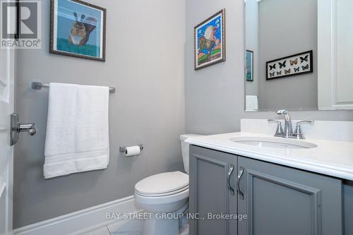 Caesarstone Counter & Storage - 39 Cairns Gate, King, ON - Indoor Photo Showing Bathroom