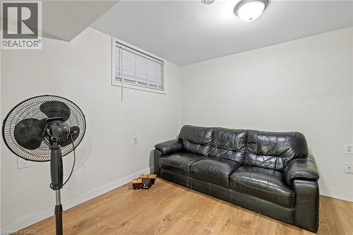 201 East 23Rd Street, Hamilton, ON - Indoor Photo Showing Other Room