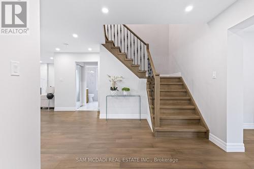 2535 Robin Drive, Mississauga, ON - Indoor Photo Showing Other Room