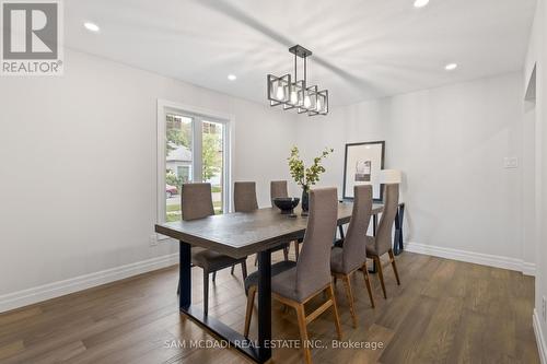 2535 Robin Drive, Mississauga, ON - Indoor Photo Showing Dining Room