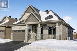 727 COAST CIRCLE  Ottawa, ON K4M 0N2