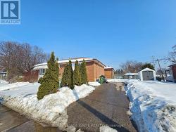 BSMT - 48 ROSEGLOR CRESCENT  Toronto, ON M1P 3T6