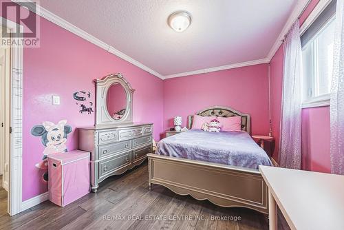 6 Second Road W, Hamilton, ON - Indoor Photo Showing Bedroom