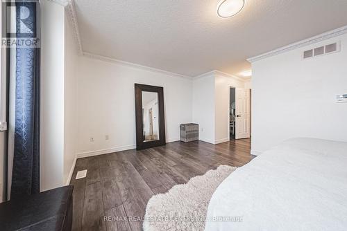 6 Second Road W, Hamilton, ON - Indoor Photo Showing Bedroom