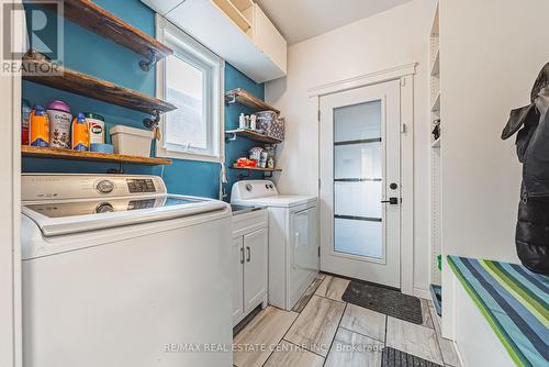 6 Second Road W, Hamilton, ON - Indoor Photo Showing Laundry Room