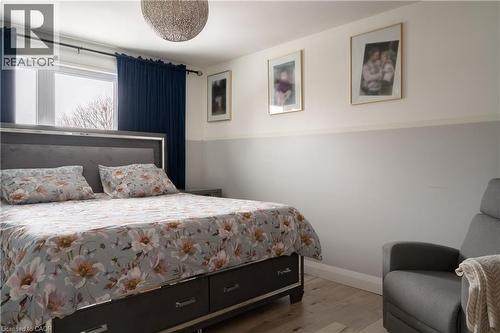 30 Buchanan Crescent, Thorold, ON - Indoor Photo Showing Bedroom