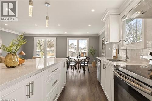 51 Fonthill Road, Hamilton, ON - Indoor Photo Showing Kitchen With Double Sink With Upgraded Kitchen