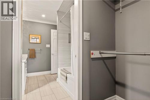 51 Fonthill Road, Hamilton, ON - Indoor