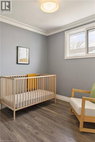 51 Fonthill Road, Hamilton, ON - Indoor Photo Showing Bedroom