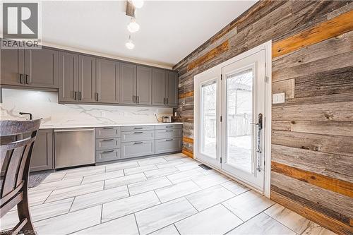 6 Second Road W, Hamilton, ON - Indoor Photo Showing Kitchen
