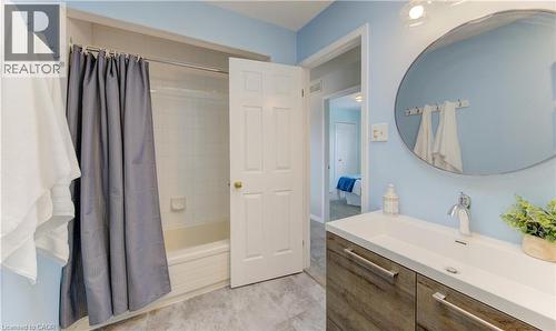 224 Brembel Court, Kitchener, ON - Indoor Photo Showing Bathroom