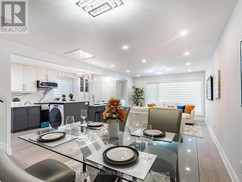 2685 Windjammer Road, Mississauga, ON - Indoor Photo Showing Dining Room