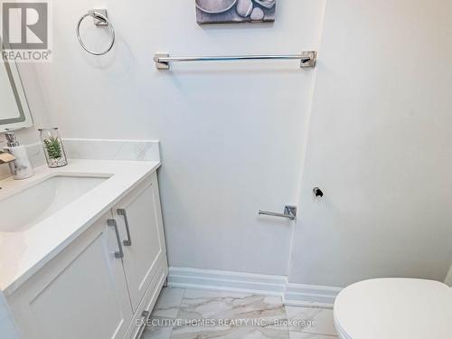 2685 Windjammer Road, Mississauga, ON - Indoor Photo Showing Bathroom