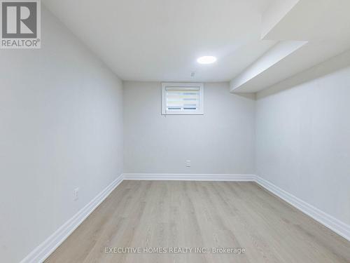 2685 Windjammer Road, Mississauga, ON - Indoor