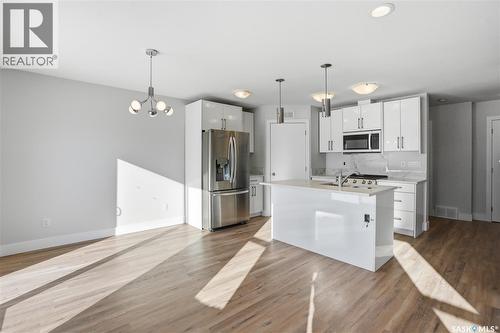 111 Stromberg Crescent, Saskatoon, SK - Indoor Photo Showing Kitchen With Upgraded Kitchen