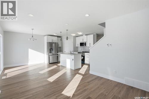 111 Stromberg Crescent, Saskatoon, SK - Indoor Photo Showing Kitchen