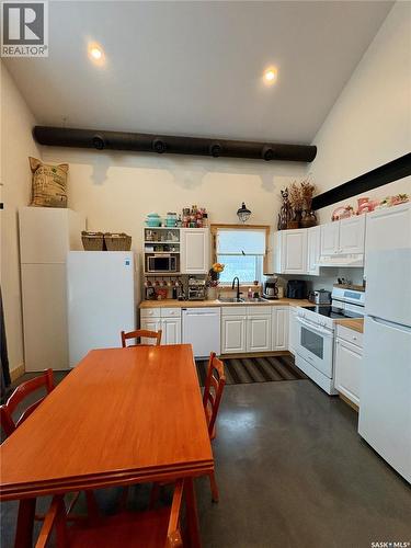 29 Riverview Road, Rosthern Rm No. 403, SK - Indoor Photo Showing Kitchen With Double Sink