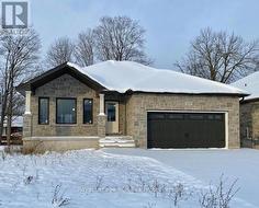 222 16TH AVENUE CRESCENT  Hanover, ON N4N 3V3