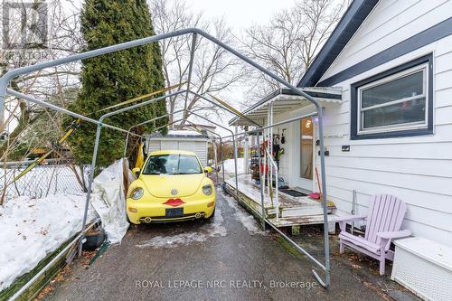7 Vera Street, St. Catharines (Western Hill), ON - Outdoor