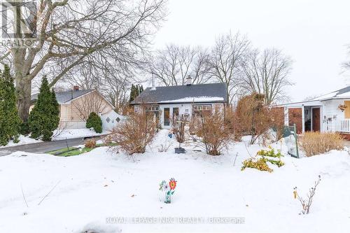7 Vera Street, St. Catharines (Western Hill), ON - Outdoor