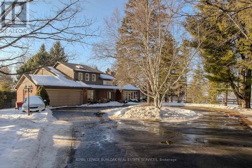 2431 Britannia Road, Burlington, ON - Outdoor
