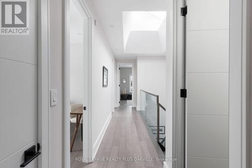 367 Manor Road E, Toronto, ON - Indoor Photo Showing Other Room