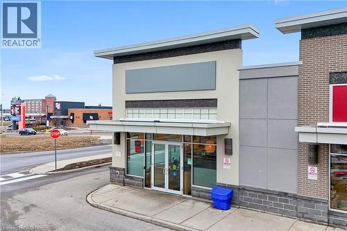 516 Centennial Parkway Unit# 101, Hamilton, ON 