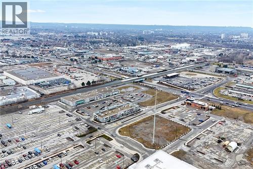 516 Centennial Parkway Unit# 101, Hamilton, ON 