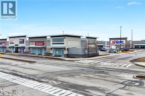 516 Centennial Parkway Unit# 101, Hamilton, ON 