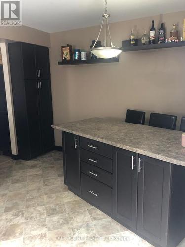 562 Erinbrook Drive, Kitchener, ON - Indoor